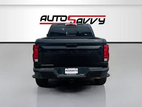 Used 2025 Chevrolet Colorado Trail Boss AWD/4WD image 6