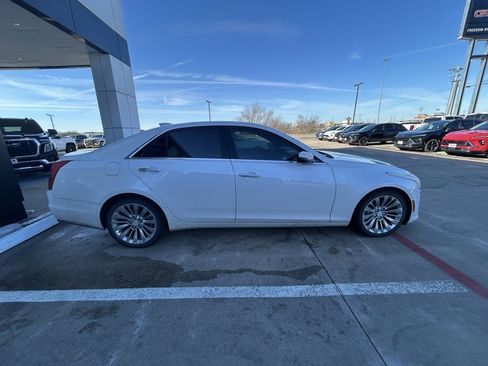Used 2019 Cadillac CTS Premium Luxury image 4