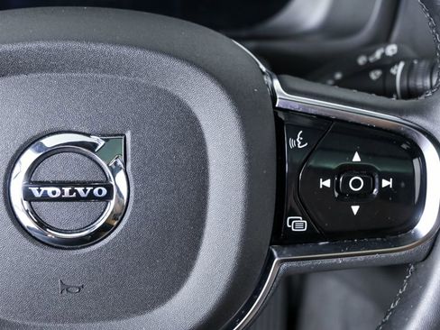Used 2024 Volvo XC90 B6 Ultimate w/ Protection Package Premier AWD/4WD image 13