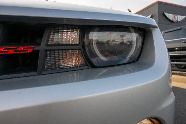 Used 2011 Chevrolet Camaro SS w/ RS Package RWD image 11