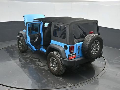 Used 2017 Jeep Wrangler Unlimited Rubicon w/ Connectivity Group image 58