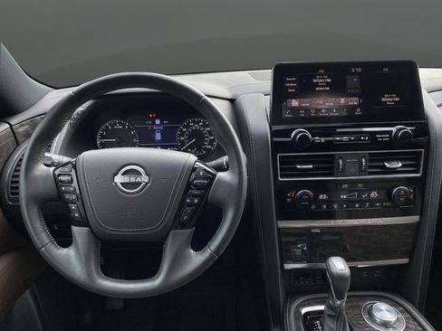 Used 2023 Nissan Armada Platinum w/ Captain's Chairs Package image 5