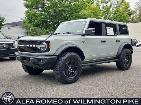 Used 2022 Ford Bronco Wildtrak AWD/4WD image 1