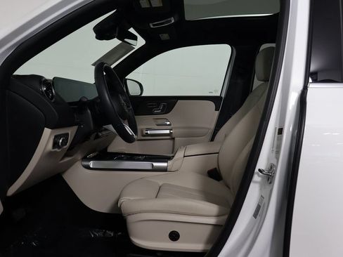 Certified 2026 Mercedes-Benz GLB 250 image 10