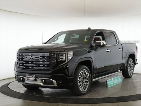 Used 2025 GMC Sierra 1500 Denali Ultimate image 10