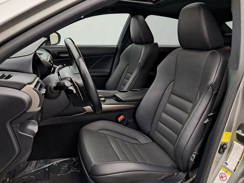 Used 2017 Lexus IS 350 F Sport image 10