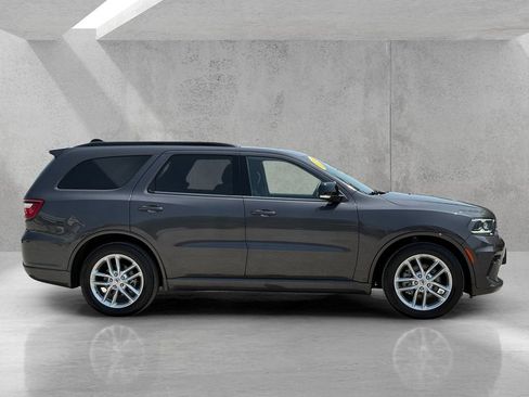 Used 2024 Dodge Durango GT RWD image 4