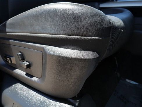 Used 2016 RAM 1500 Laramie AWD/4WD image 60