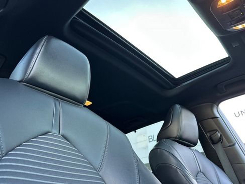 Used 2021 Toyota Highlander XSE image 18