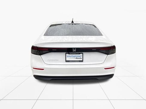 New 2025 Honda Accord SE image 7