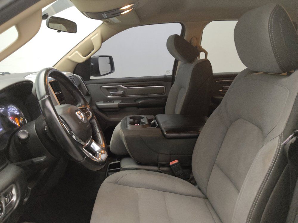 Used 2019 RAM 1500 Big Horn RWD image 17