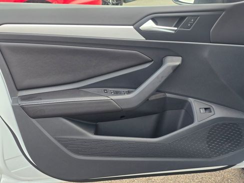 New 2025 Volkswagen Jetta S image 25