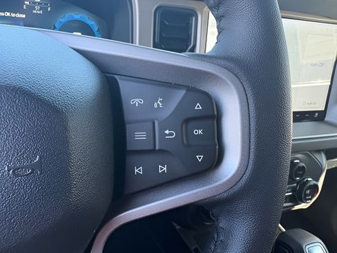 Used 2026 Ford Bronco Outer Banks AWD/4WD image 20