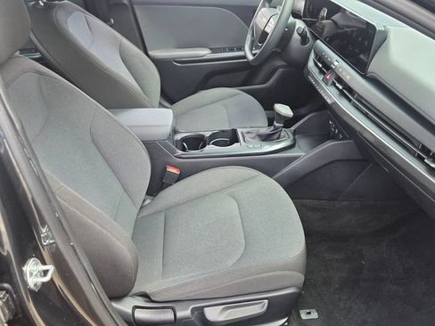 Used 2025 Kia K4 FWD image 18