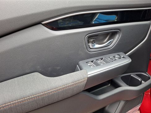 New 2025 Honda Pilot Sport image 8