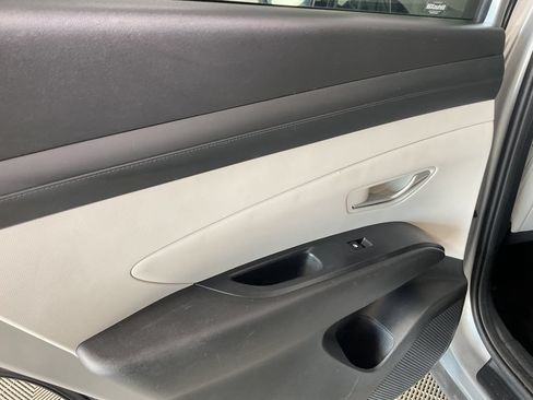 Used 2025 Hyundai Tucson SEL FWD image 18