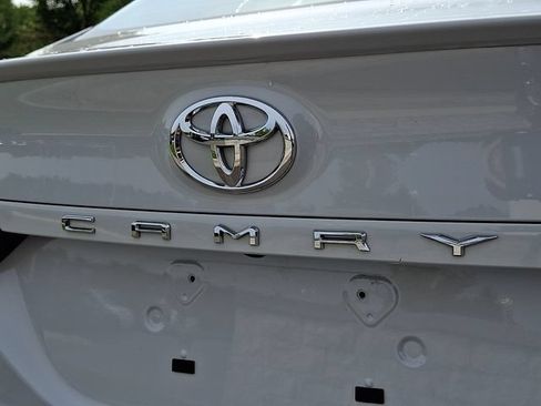 Used 2024 Toyota Camry SE FWD image 29