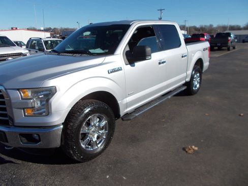 Used 2016 Ford F150 XLT w/ Equipment Group 302A Luxury image 7