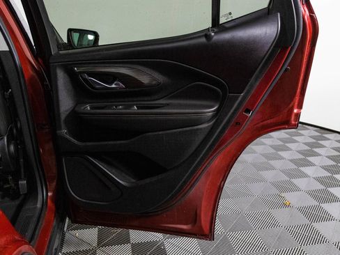 Used 2019 GMC Terrain SLT w/ Preferred Package image 40