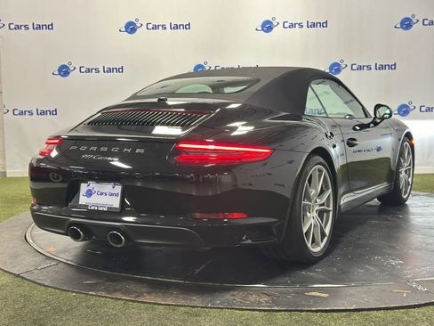 Used 2019 Porsche 911 Carrera image 3