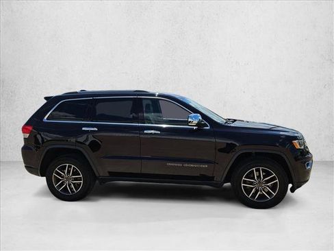 Used 2019 Jeep Grand Cherokee Limited RWD image 4
