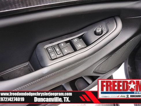 New 2026 Jeep Grand Cherokee Laredo X RWD image 40