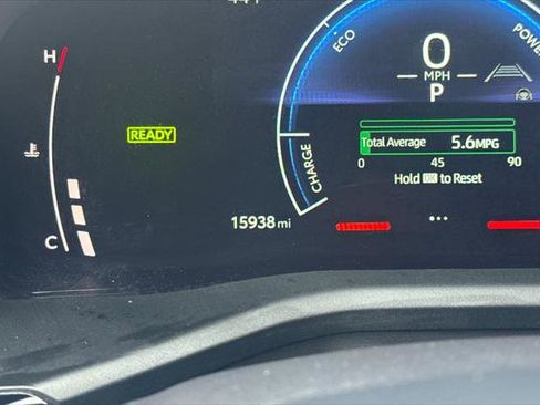 Certified 2025 Toyota Camry LE image 29