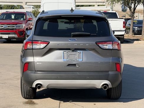 Used 2022 Ford Escape SEL w/ Technology Package FWD image 7
