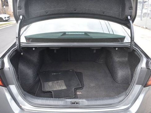 Used 2025 Nissan Altima 2.5 SV image 32