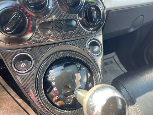 Used 2013 FIAT 500 Sport image 21