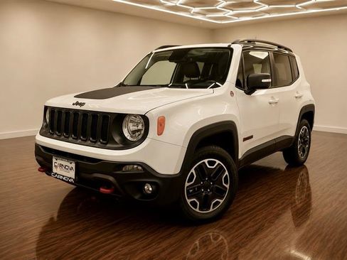 Used 2016 Jeep Renegade Trailhawk AWD/4WD image 2