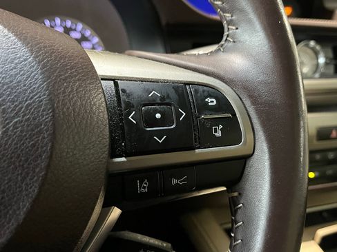 Used 2018 Lexus ES 350 w/ Premier Package FWD image 27