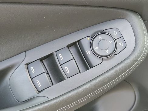 Certified 2023 Buick Encore GX Preferred w/ Cold Weather Comfort Package FWD image 14
