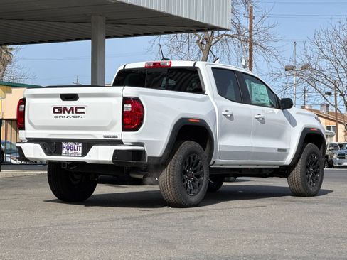 New 2026 GMC Canyon Elevation image 3
