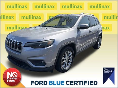Used 2019 Jeep Cherokee Latitude Plus FWD image 1
