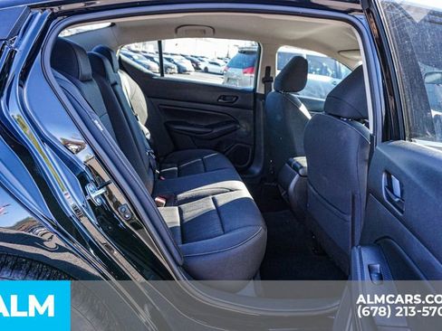 Used 2024 Nissan Altima 2.5 SV image 21