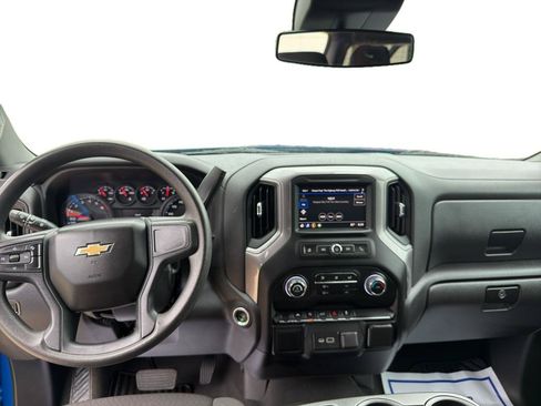 Used 2022 Chevrolet Silverado 1500 Custom w/ LPO, Dark Essentials Package AWD/4WD image 8