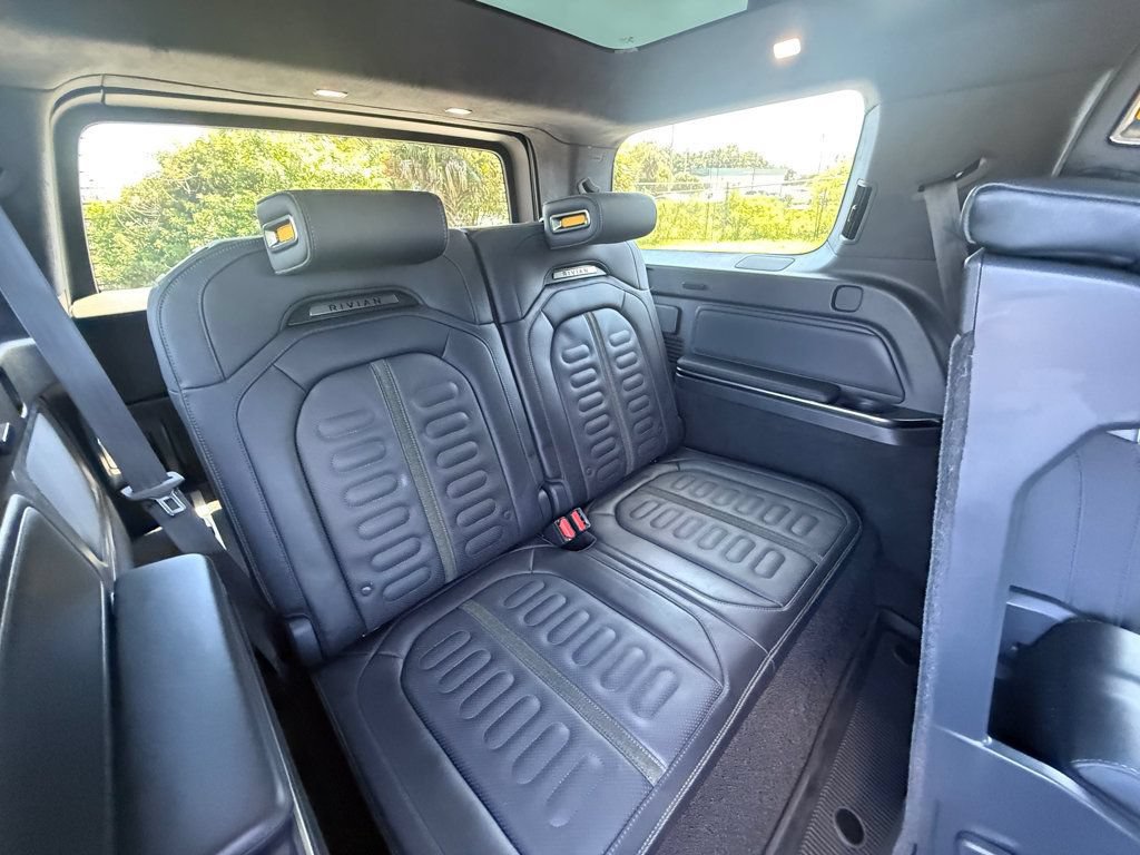 Used 2022 Rivian R1S Launch Edition Quad AWD/4WD image 31