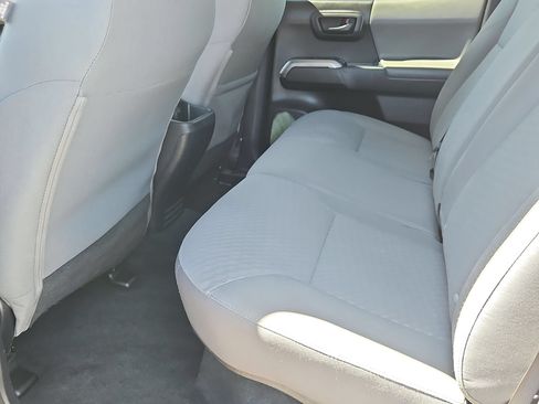 Used 2020 Toyota Tacoma SR5 RWD image 22