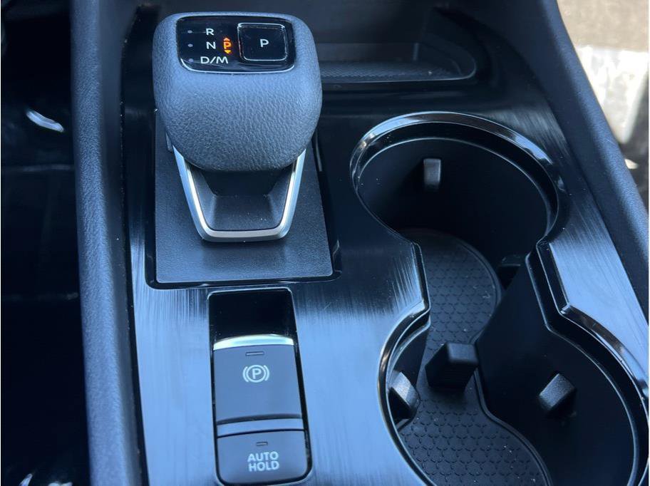 Used 2023 Nissan Rogue SV FWD image 17
