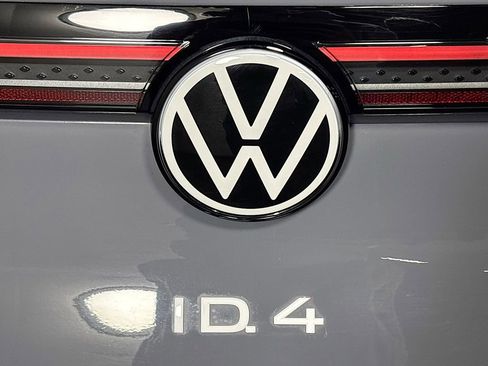 Used 2023 Volkswagen ID.4 Pro S image 24
