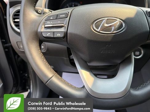 Used 2020 Hyundai Kona Limited AWD/4WD image 15