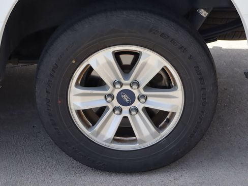 Used 2019 Ford F150 XLT RWD image 28