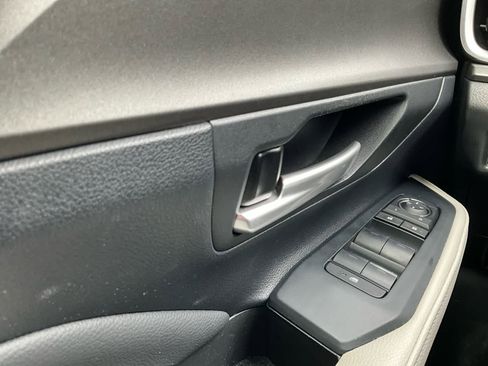 Used 2024 Toyota Grand Highlander XLE image 24