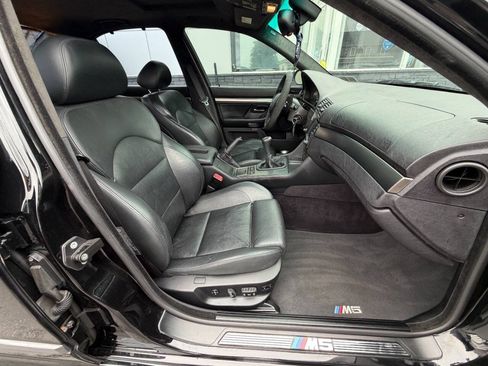 Used 2003 BMW M5 RWD image 18