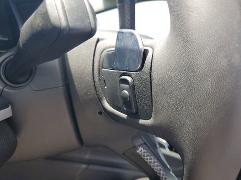 Used 2023 Jeep Grand Cherokee Altitude AWD/4WD image 12