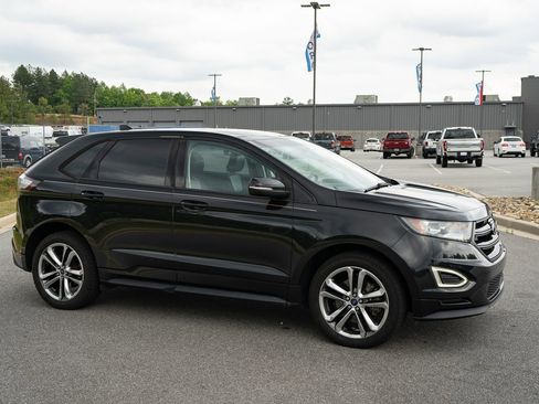 Used 2015 Ford Edge Sport AWD/4WD image 12