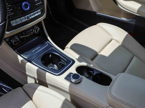 Used 2018 Mercedes-Benz CLA 250 image 26