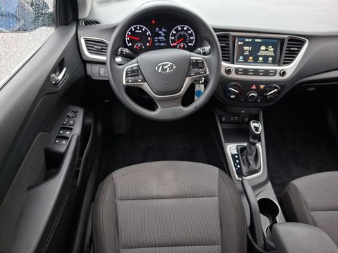 Used 2020 Hyundai Accent SEL image 12
