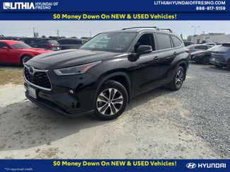 Used 2021 Toyota Highlander XLE video 1